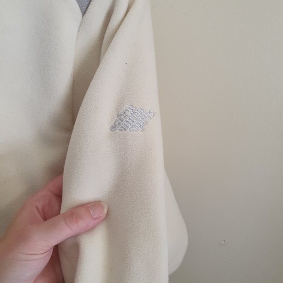 Eastern Mountain Sports Grey and White Fleece - Picture 2 of 8